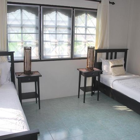 Bed and Breakfast Baan Sawainam Тау Экстерьер фото