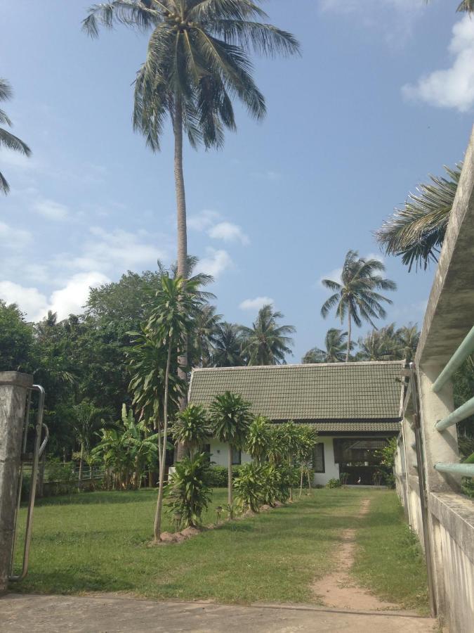 Bed and Breakfast Baan Sawainam Тау Экстерьер фото