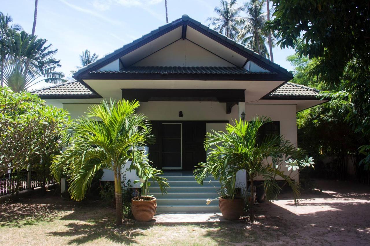 Bed and Breakfast Baan Sawainam Тау Экстерьер фото