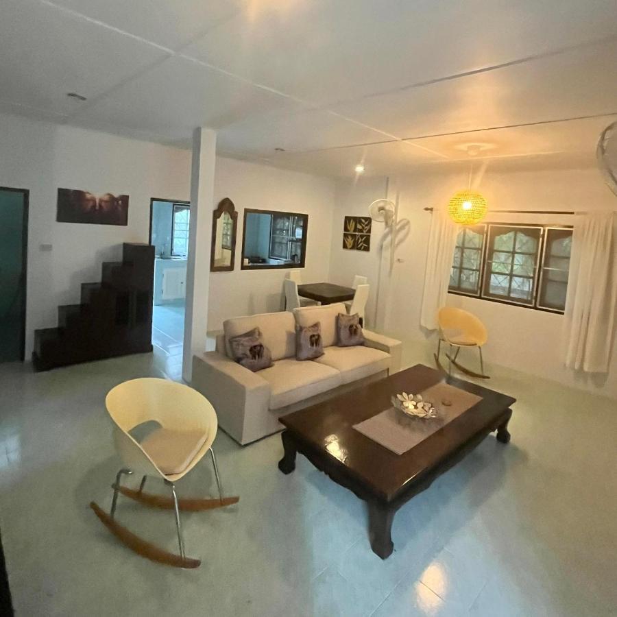 Bed and Breakfast Baan Sawainam Тау Экстерьер фото