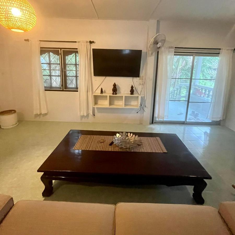 Bed and Breakfast Baan Sawainam Тау Экстерьер фото